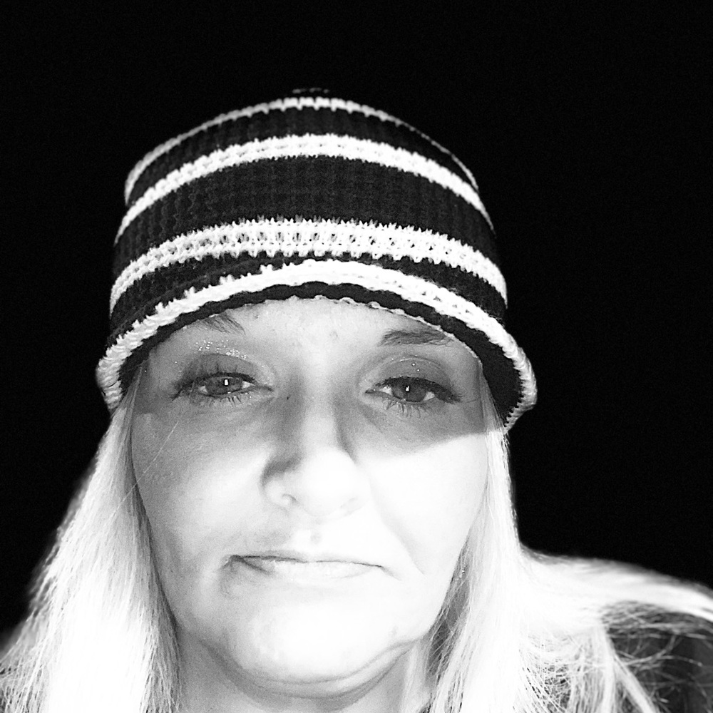 Meet your Posher, Robin